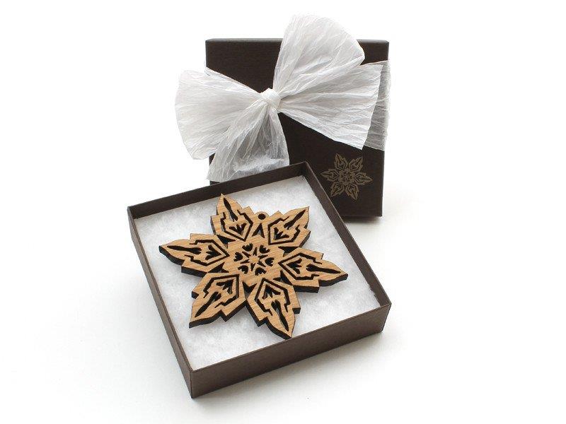 Timber Green Woods - Detailed Snowflake Ornament Gift Box