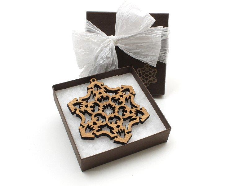 Timber Green Woods - Detailed Snowflake Ornament  Gift Box