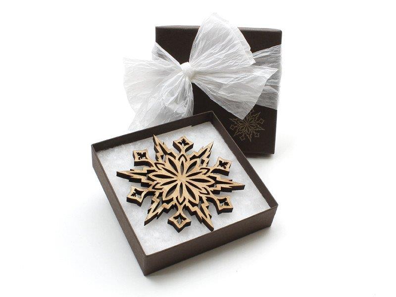 Timber Green Woods - Detailed Snowflake Ornament Gift Box