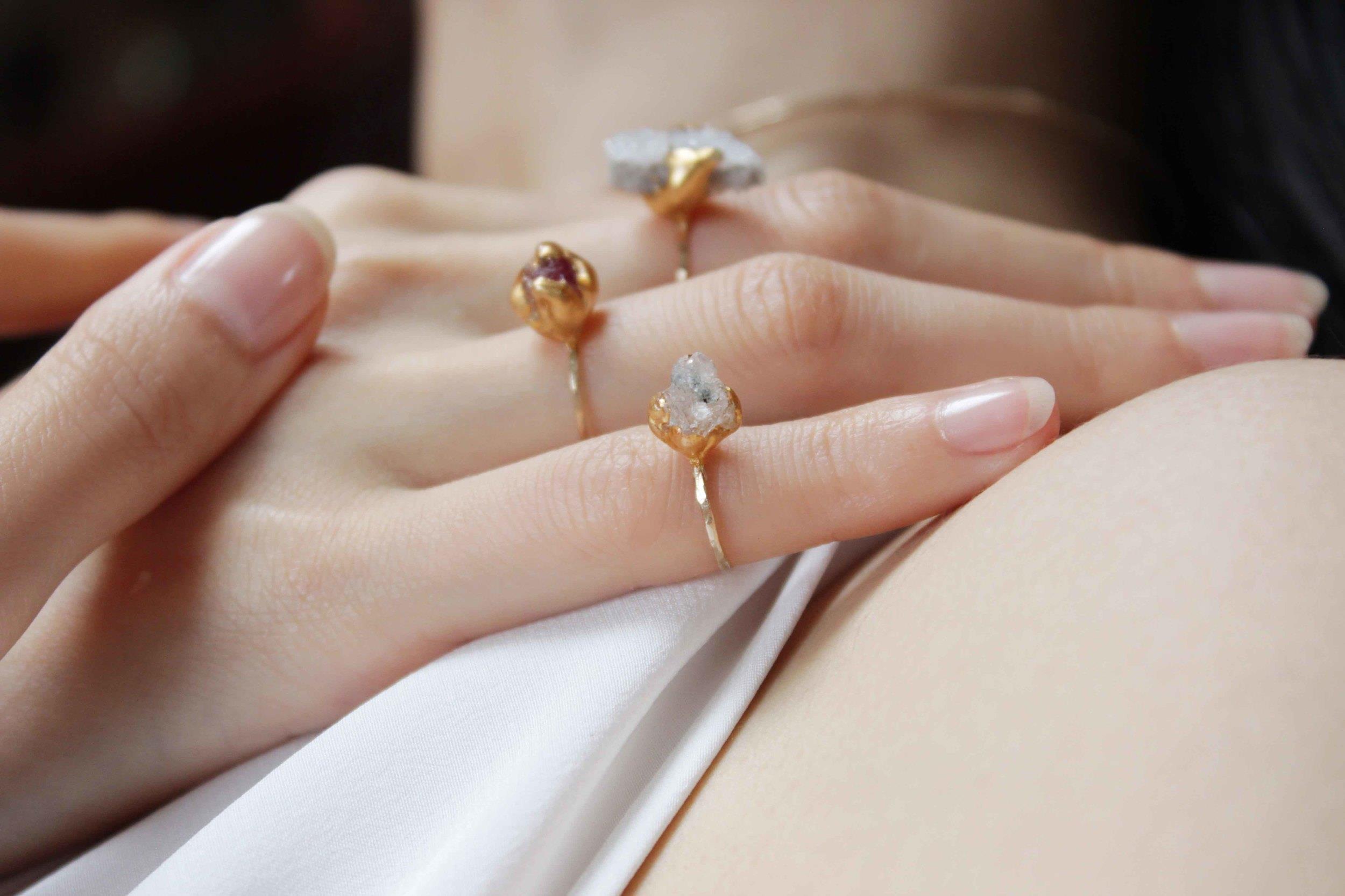 Breathe Midi Ring