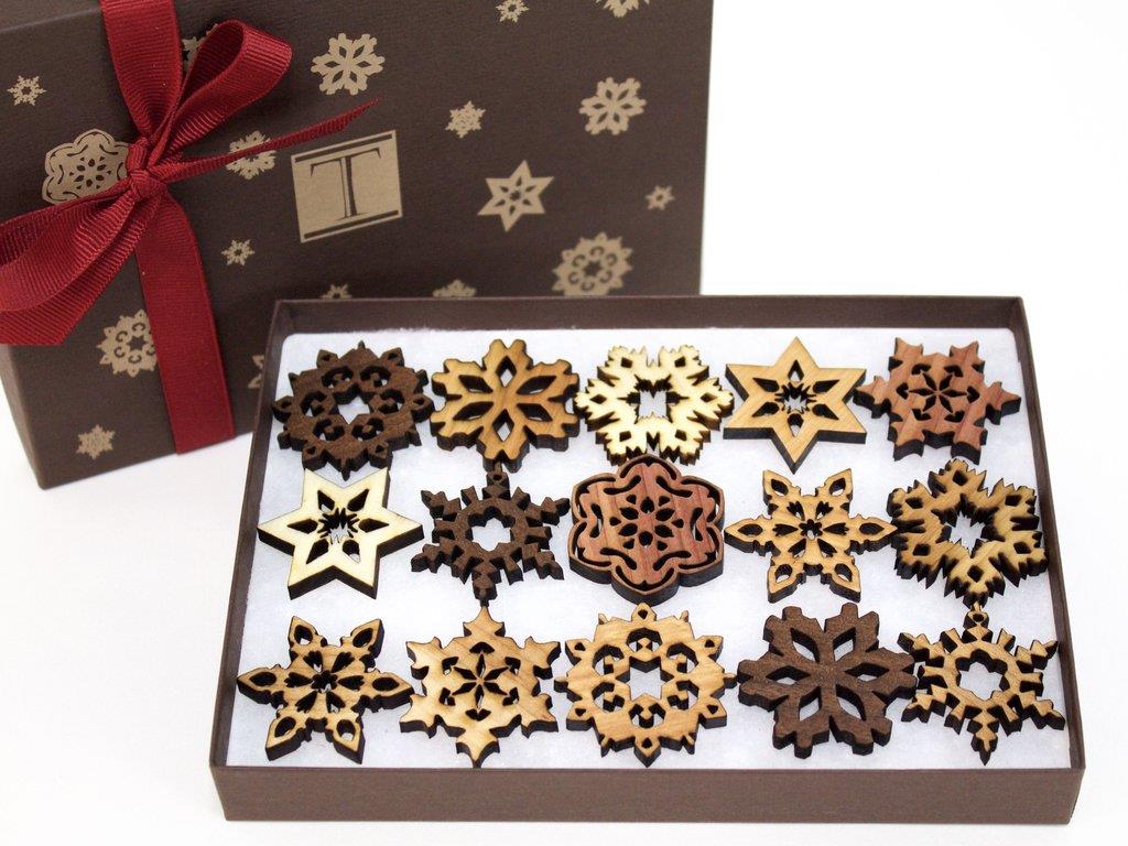 Timber Green Woods - Mini Wood Snowflake Gift Box Set of 15