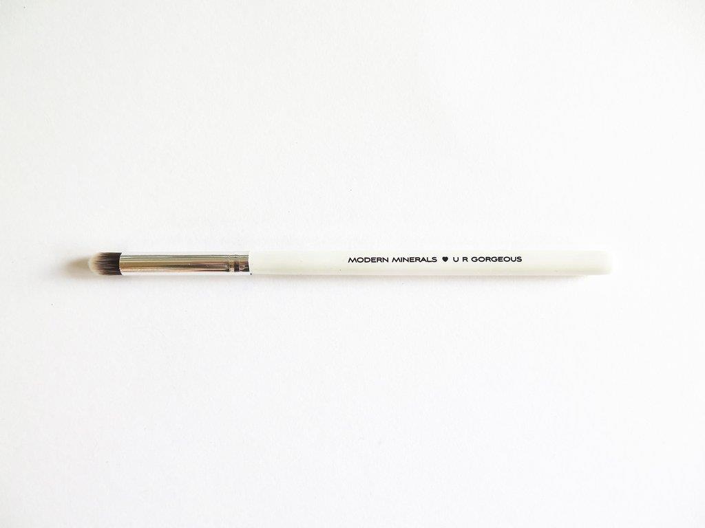 Modern Minerals - Small Blending Brush