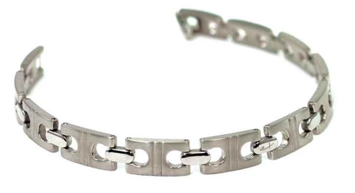 Inter-Linking Bracelet (Ti)